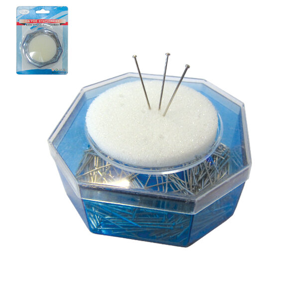 Καρφίτσες σε κουτάκι