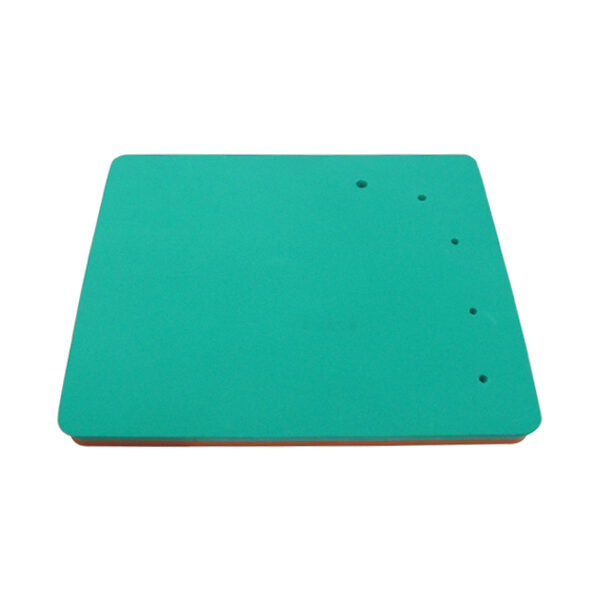 Αφρώδης επιφάνεια διαμόρφωσης λουλουδιών από ζαχαρόπαστα